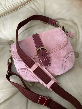 Authentic Coach Pink Suede Soho Crossbody Wide Strap Flap